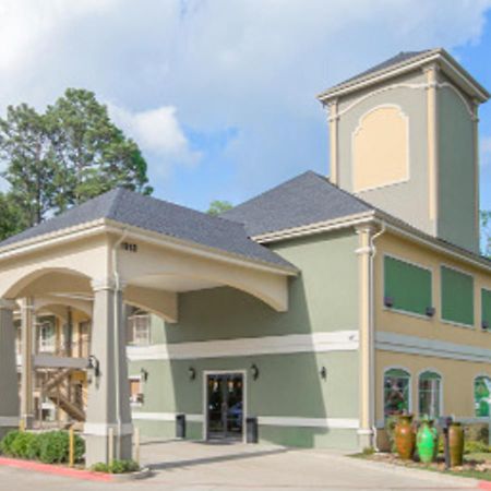 Super 8 By Wyndham Mansfield La Hotel Exterior photo